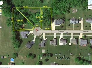 609 Levee Cir, Magnolia, OH 44643