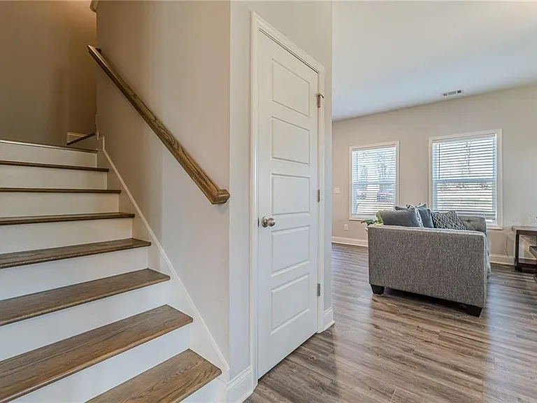 123 Mulberry Dr — Photo 25