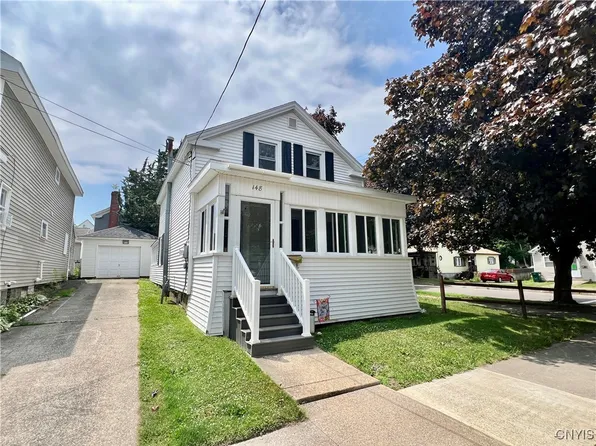 148 E 9th St, Oswego, NY 13126