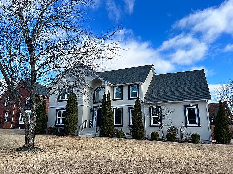 2nd image of 119 Fox Den Ct