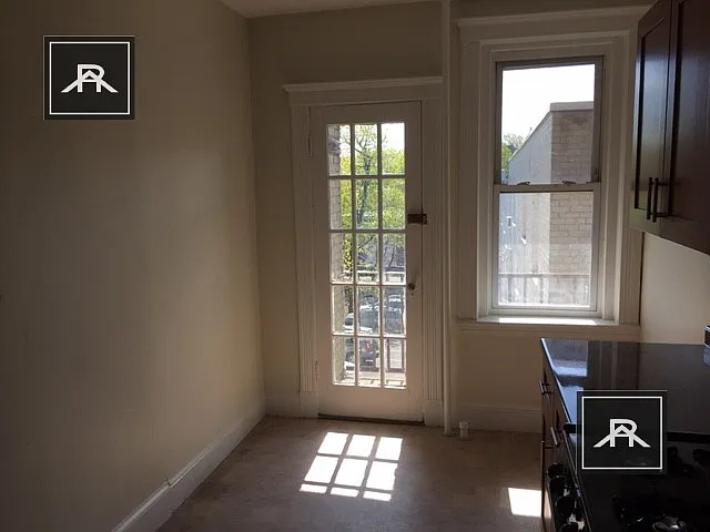 8 Vinal St #10 — Photo 4