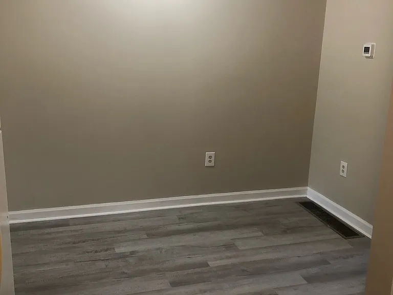 129 Cypress Dr — Photo 2