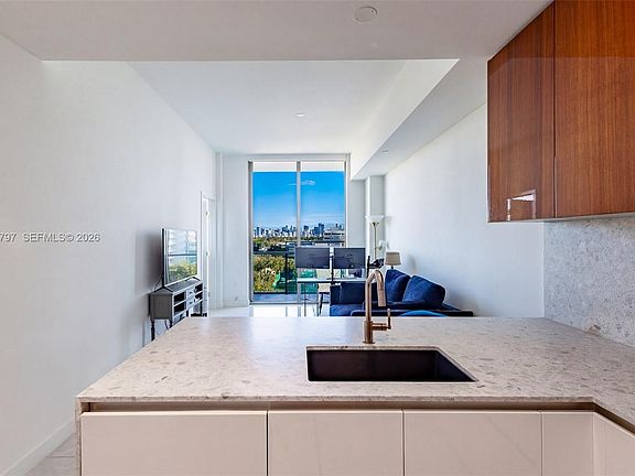 3rd image of 2678 Tigertail Ave #612