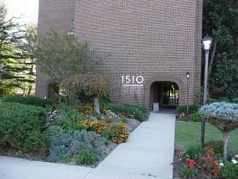 1st image of 1510 12th St N APT 305