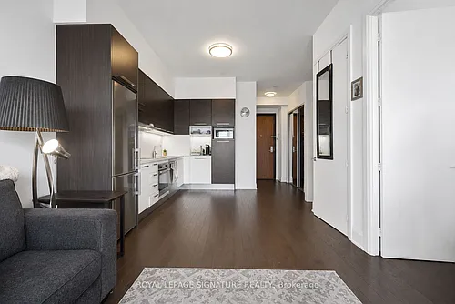 36 Park Lawn Rd #4304 Photo 1