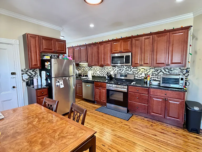 7 Fuller St #L1 — Photo 3