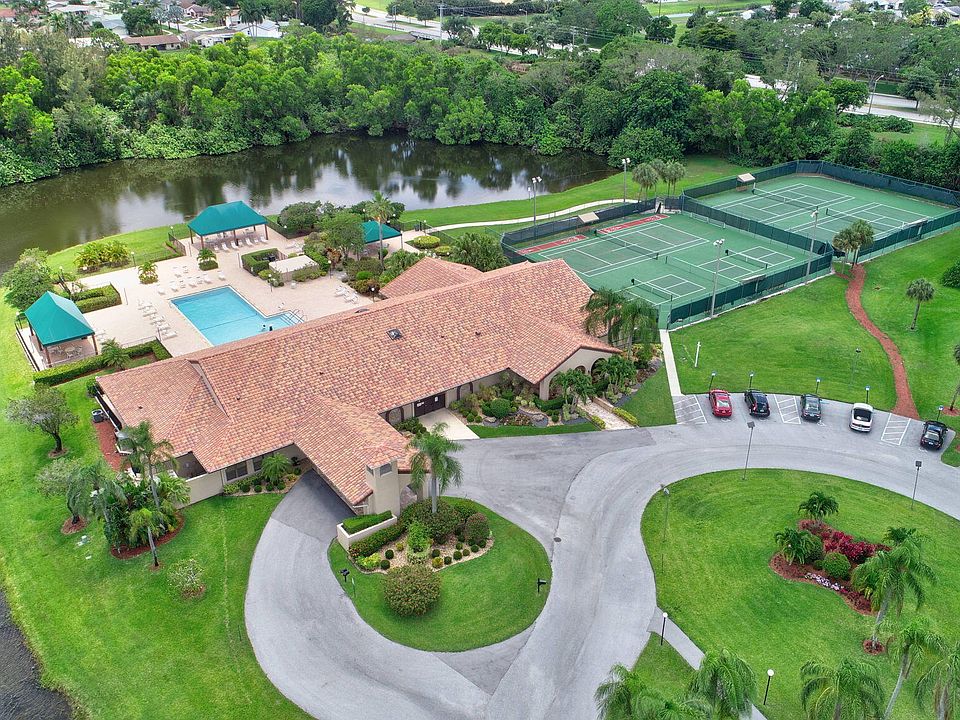 1st image of 5935 Parkwalk Drive