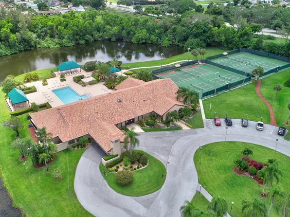 5935 Parkwalk Drive, Boynton Beach, FL 33472