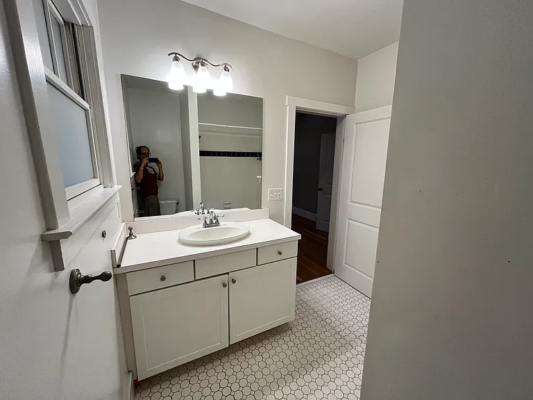1721 Perry St #1 — Photo 14