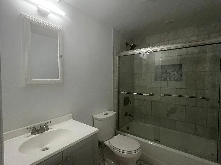 11 The Blvd #A3 — Photo 7