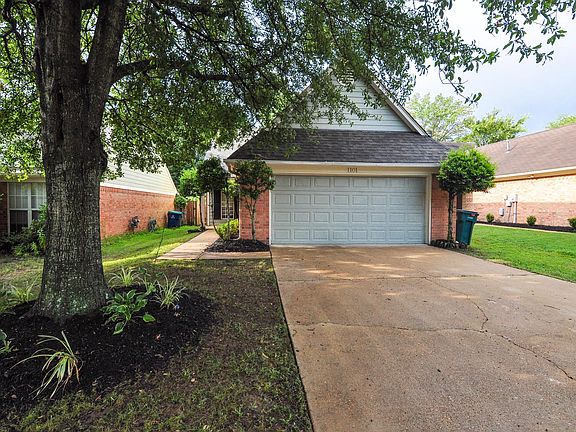 5th image of 1101 McGowan Dr