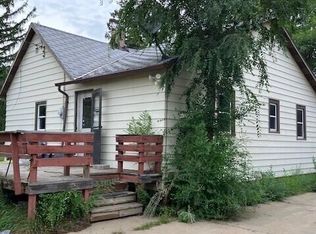 214 1st St NE, Halliday, ND 58636
