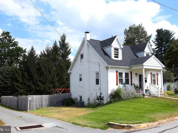 149 S 3rd St, Wrightsville, PA 17368