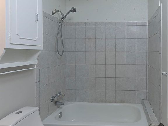 5th image of 1206 Northland Dr