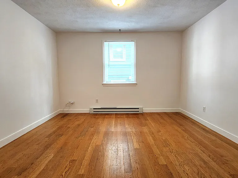 98 Sylvia St #1 — Photo 9