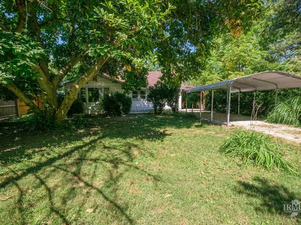 2316 E Dartmouth Ave, Muncie, IN 47303