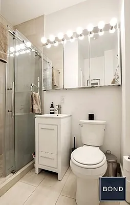 Rented by Bond New York | media 29