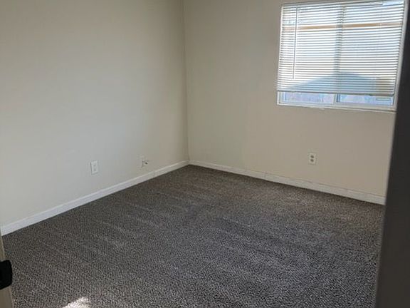 2nd image of 1245 Montgomery Rd Space 31