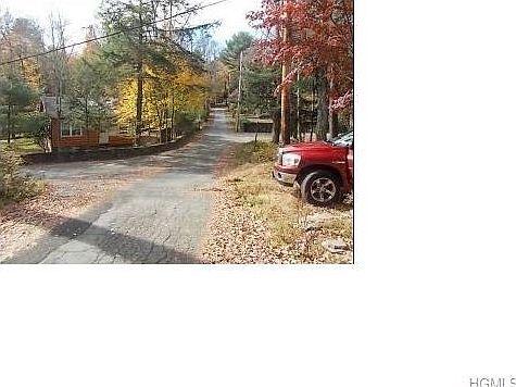 2nd image of 30 Karl Ave