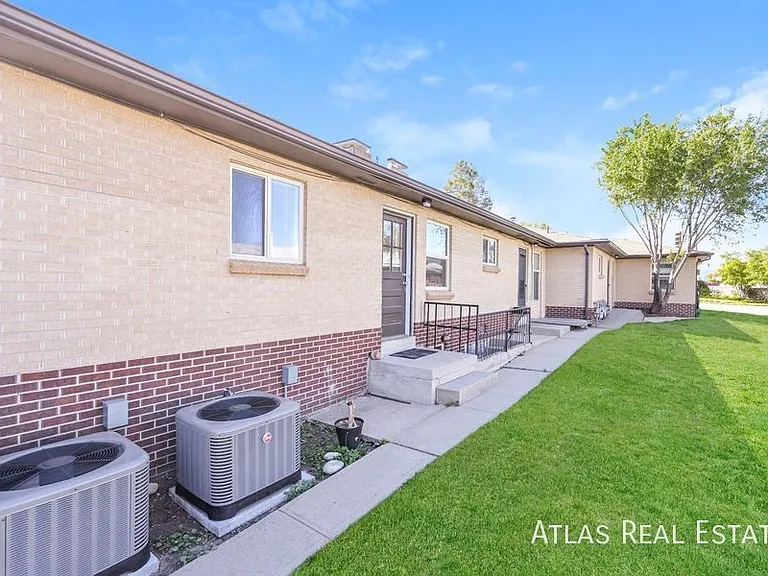 4529 E Yale Ave — Photo 19