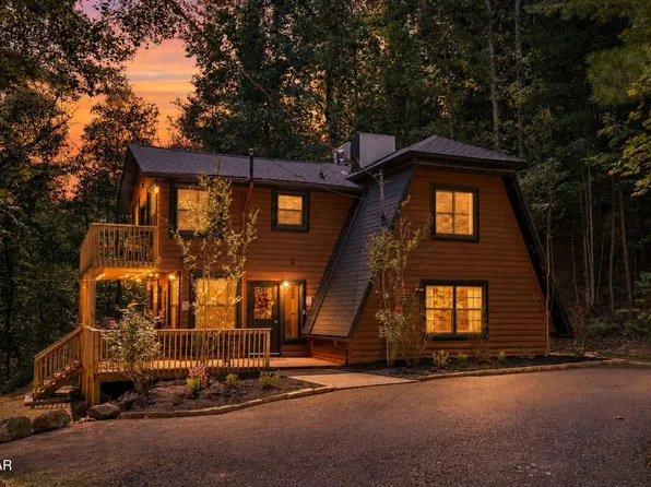 459 Sugar Mountain Way, Pigeon Forge, TN 37863