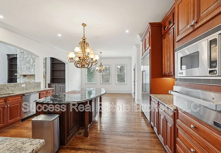 343 Summer Garden Dr — Photo 25