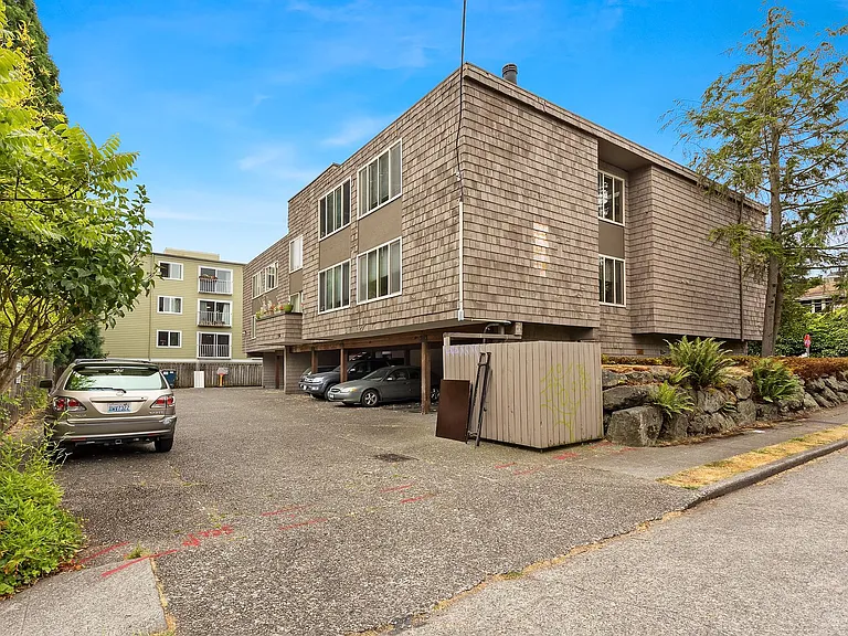 Linden Lofts — Photo 18