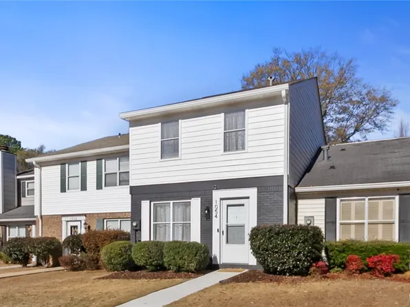 1054 Fairfax Dr, Tuscaloosa, AL 35406