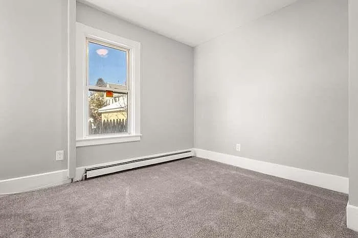 5 Parkin Ave — Photo 2