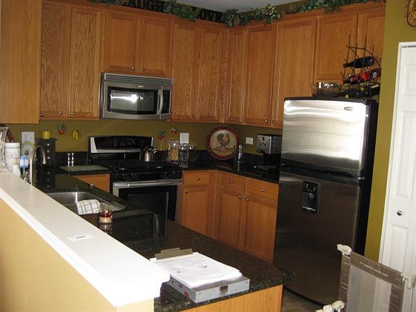 2nd image of 2647 Christie Dr