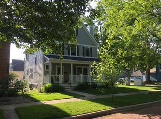 1319 Forres Ave, Saint Joseph, MI 49085