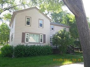 1st image of 305 N Doty St