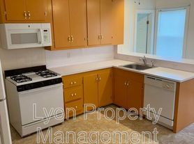 98 Anthony Ave