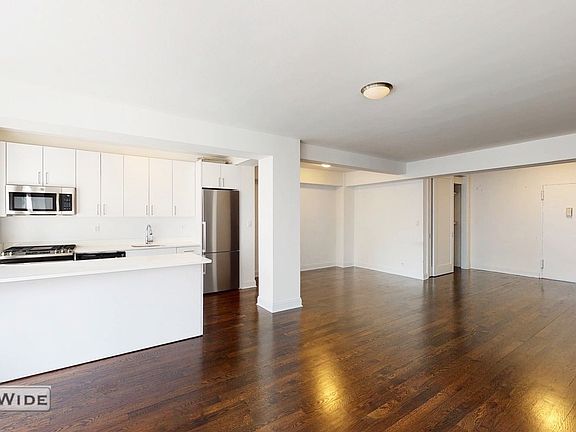 4th image of 157 E 57th St APT 16C