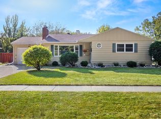 1713 10th St S, Fargo, ND 58103