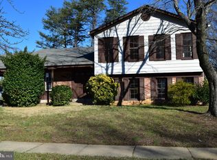 8308 Nightingale Dr, Lanham, MD 20706