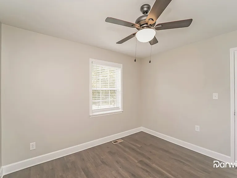 12318 Sherman Dr — Photo 14