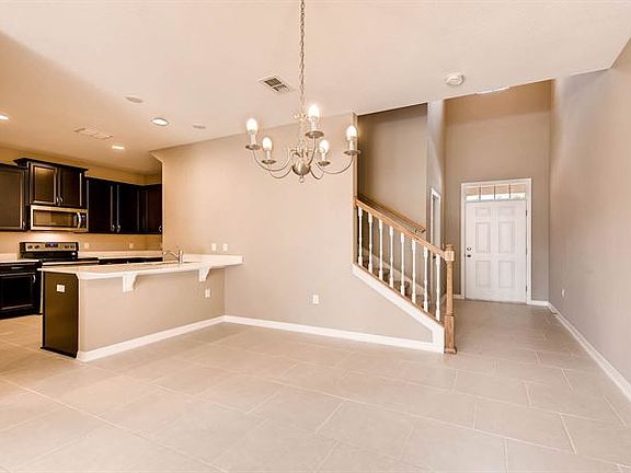 4th image of 13528 Fountainbleau Dr