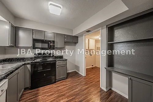 1770 Farleigh Ct #1770F Photo 1