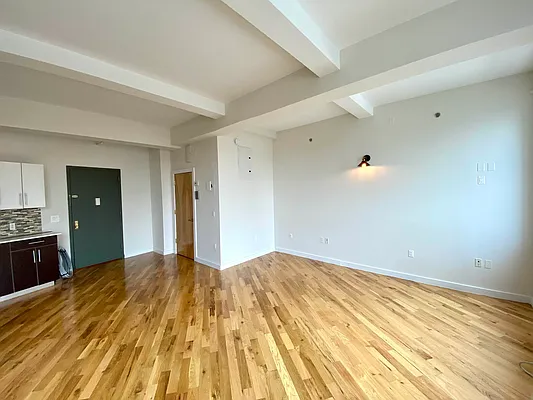 Rented by City Connections Realty | media 9