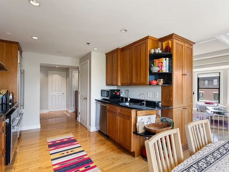 10 Charlesgate E #501 — Photo 7