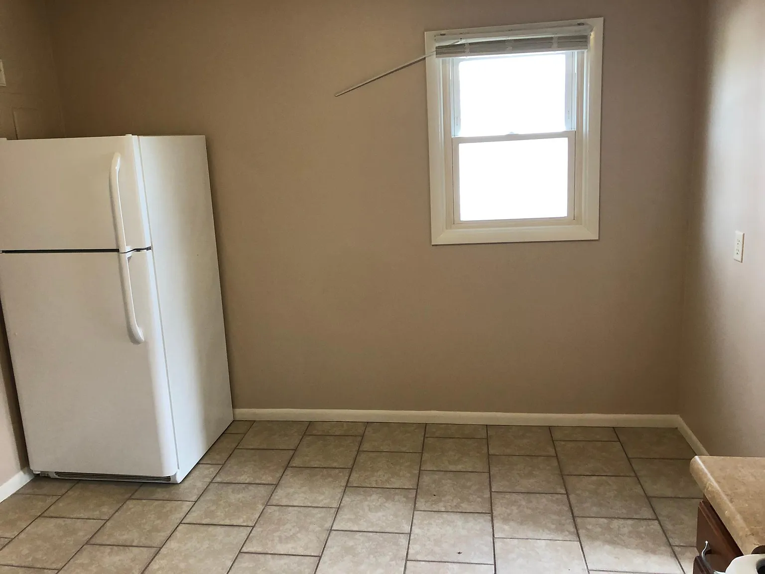 2145 E Converse St — Photo 4