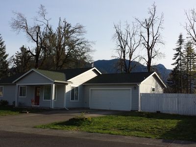 1014 Lakeside Ct, North Bonneville, WA, 98639