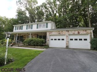 525 Brittany Dr, State College, PA