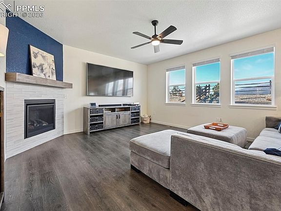 3rd image of 15945 Little Bluestem Rd