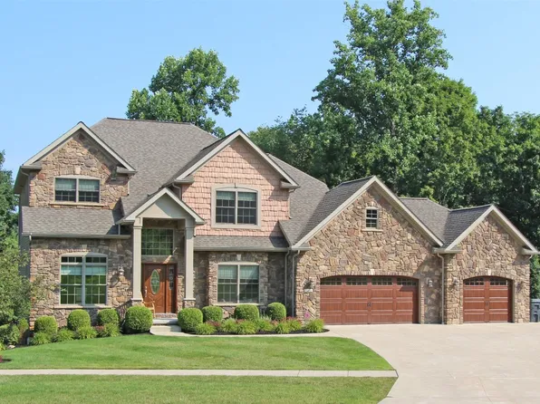 4276 Stone Creek Dr, Erie, PA 16506