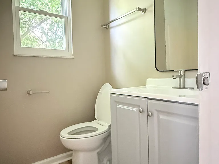 602 Blackburn Dr — Photo 14