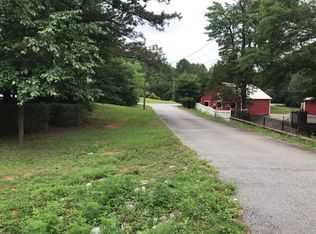 1605 Hewatt Rd, Lilburn, GA 30047