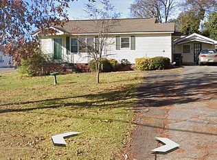 102 E May St, Calhoun, GA 30701