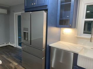 75 Essex Ave, Metuchen, NJ 08840